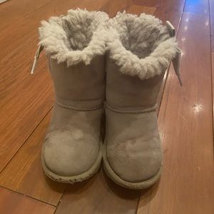 Toddler UGGs size 8US